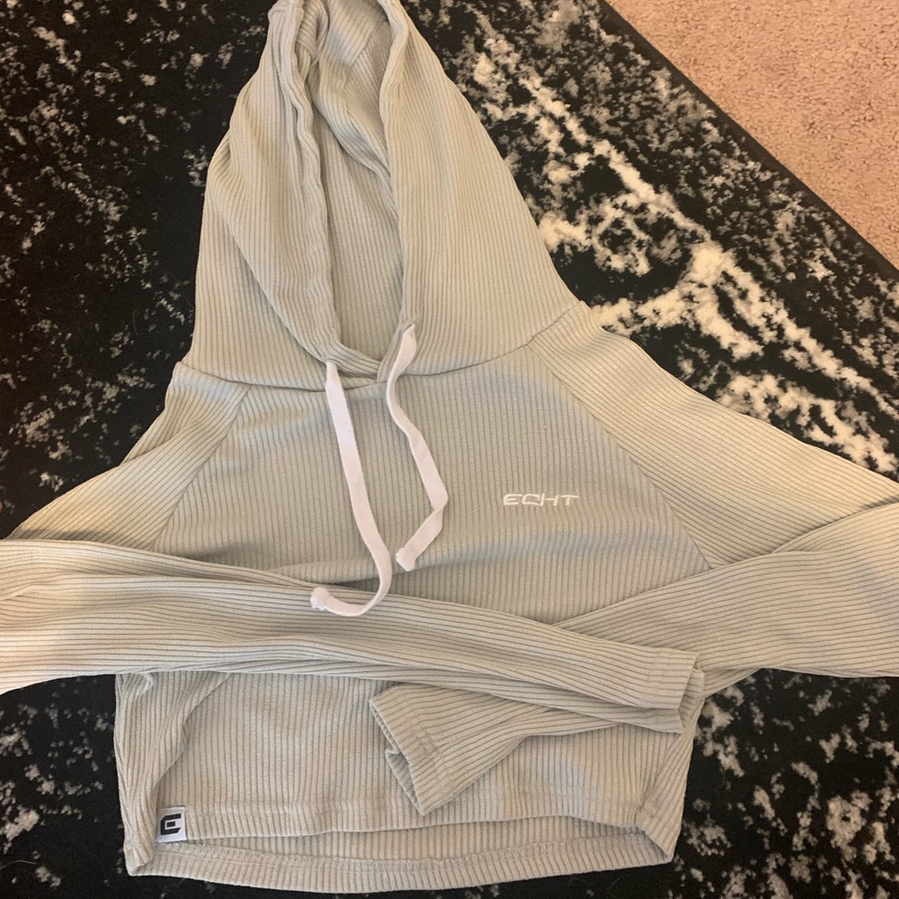 Echt Cropped Hoodie